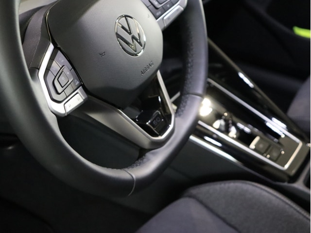 Volkswagen Golf 1.5 eTSI DSG Golf VIII