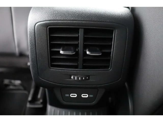 Volkswagen T-Roc 1.5 TSI Cabriolet DSG R-Line