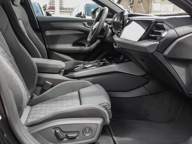 Audi A6 Quattro S-Tronic Sedan