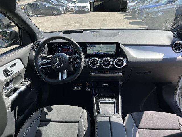 Mercedes-Benz GLA 250 4MATIC