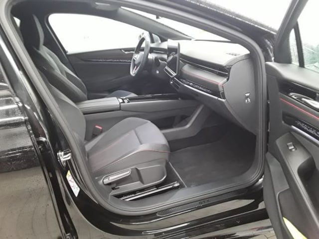 Volkswagen ID.7 340PS 4M NP.75T ACC.5J-G.WÄRMEPUMPE.AHK.AREA-VIEW.NAVI.HUD.LED.LKRD-HZ