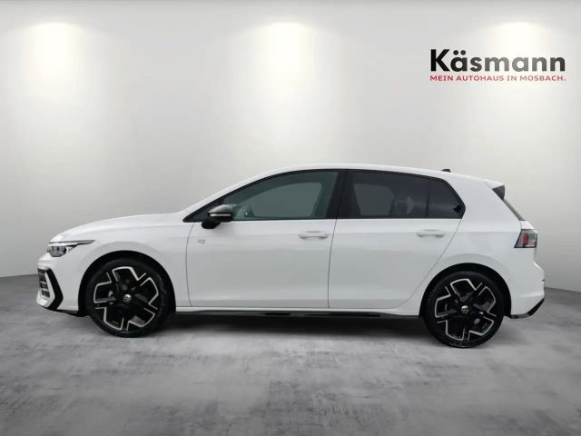 Volkswagen Golf 1.5 eTSI R-Line