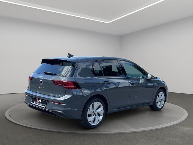 Volkswagen Golf DSG Life