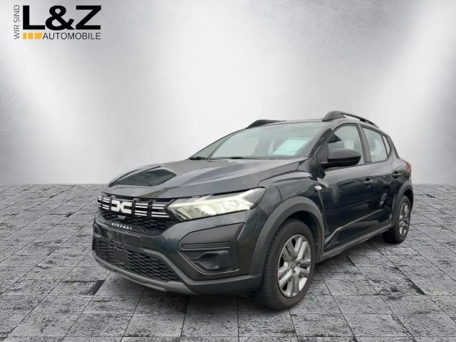 Dacia Sandero Essential Stepway TCe 90