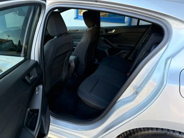 Ford Focus EcoBoost ST Line