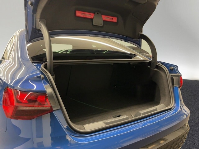 Audi A3 40 TFSI Quattro S-Line S-Tronic Sedan