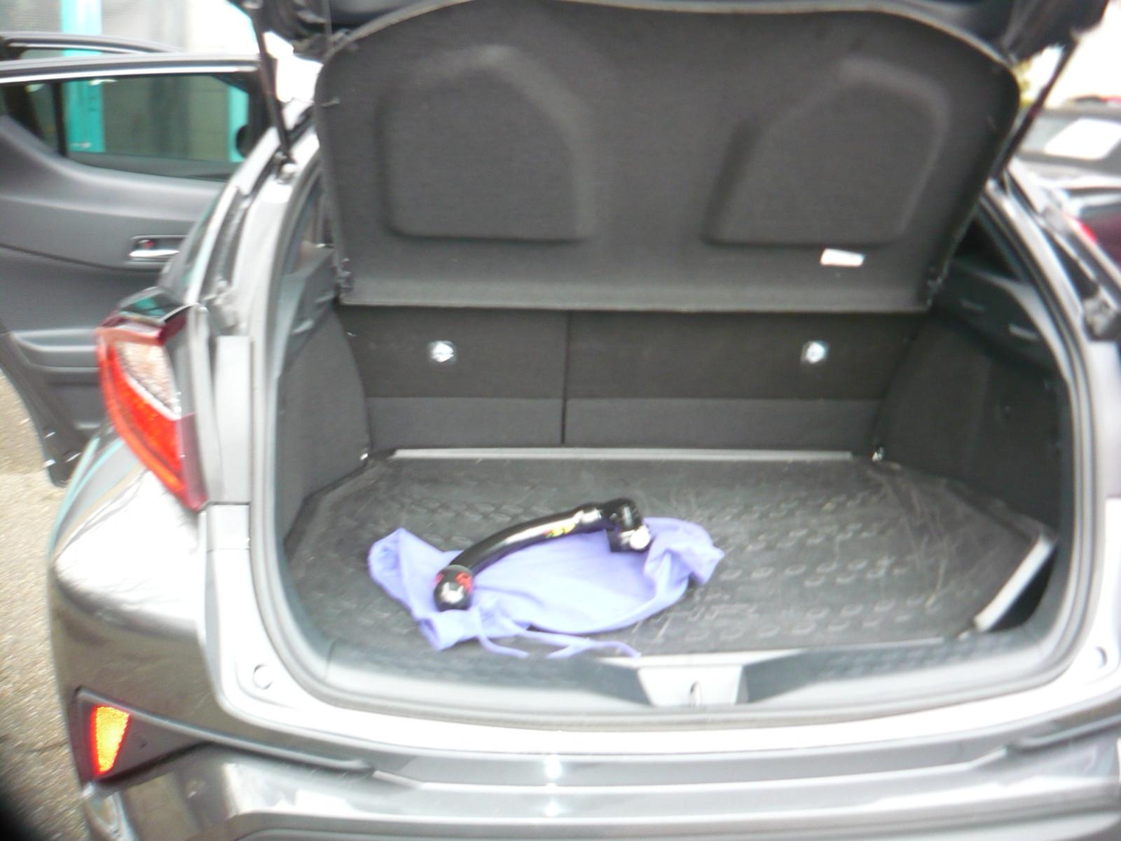 Toyota C-HR Hybride Team D