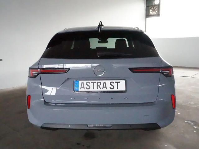 Opel Astra Edition Sports Tourer Turbo
