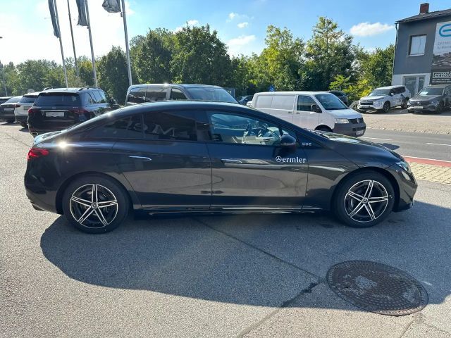 Mercedes-Benz EQE 350 4MATIC AMG Line Sedan