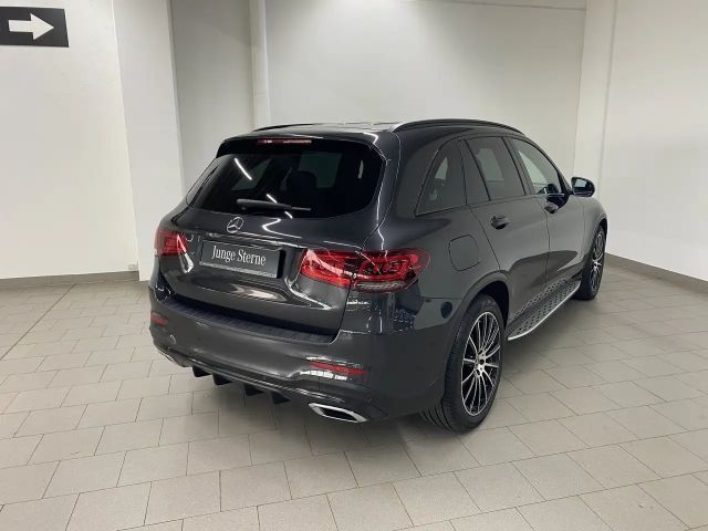 Mercedes-Benz GLC 200 4MATIC AMG Line