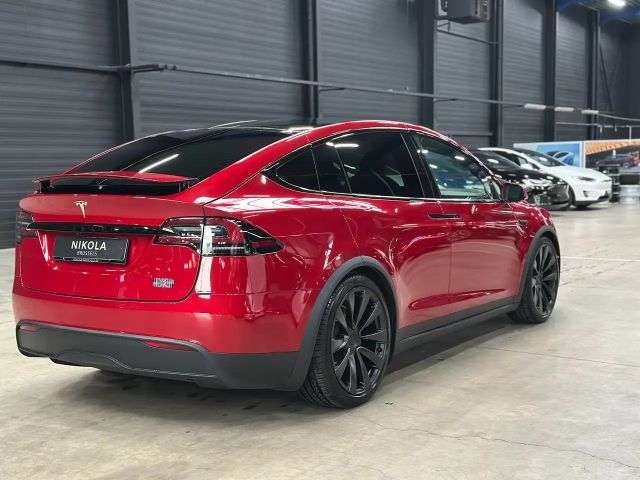 Tesla Model X Plaid
