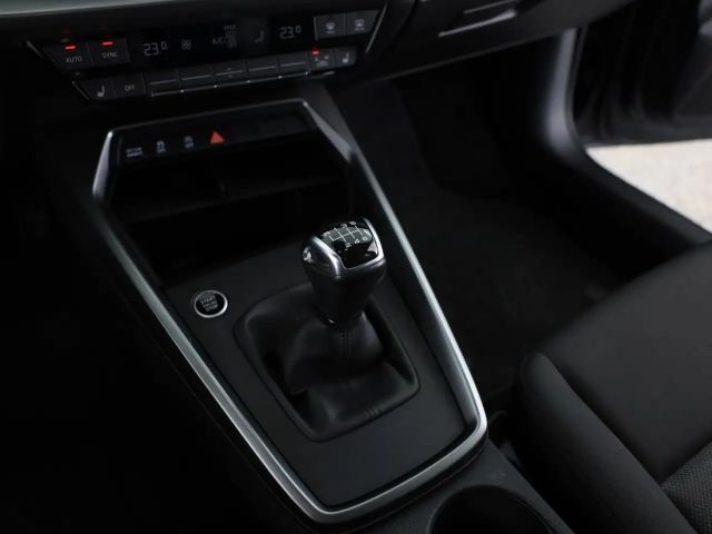 Audi A3 30 TFSI Sedan