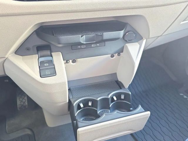 Volkswagen Multivan Lang T7 eHybrid