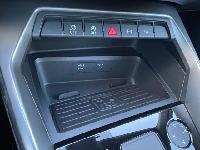 Audi A3 30 TFSI Sedan