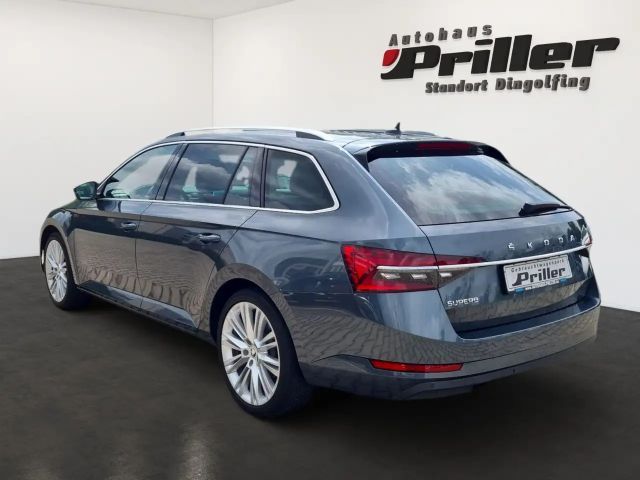 Skoda Superb 2.0 TSI Combi Style Style