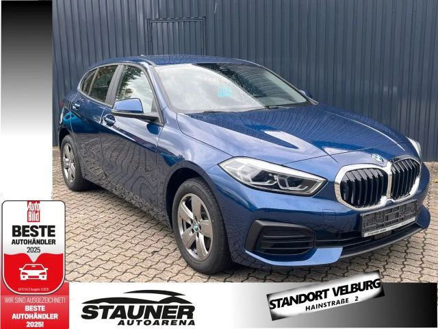 BMW 118 118i 5-deurs Sedan