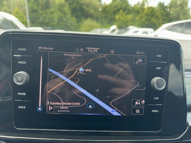 Volkswagen T-Roc 1.5 TSI Plus R-Line