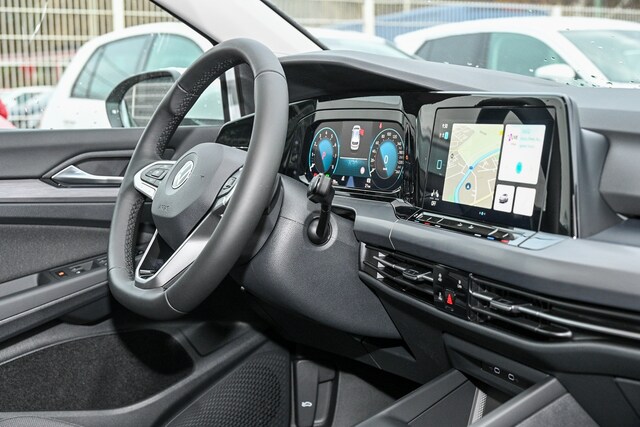Volkswagen Golf 2.0 TSI DSG Golf VIII Style