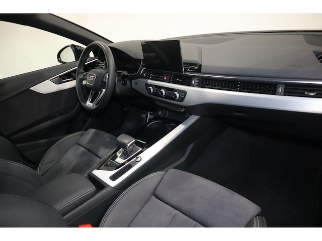 Audi A4 40 TFSI Avant S-Line S-Tronic