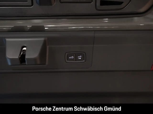 Porsche Panamera 4 E-Hybrid