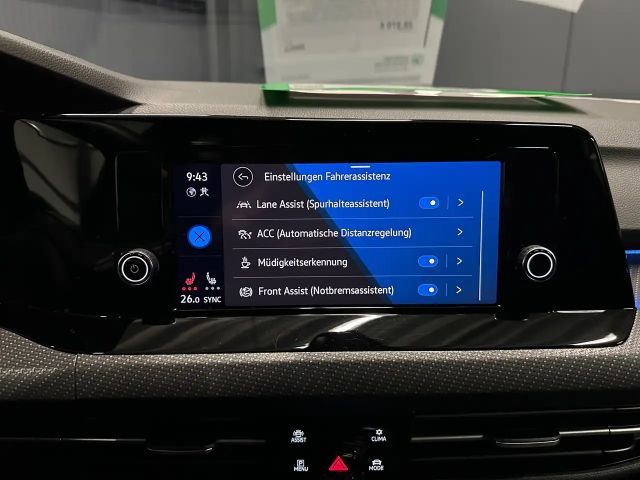 Volkswagen Golf 1.5 eTSI DSG Plus R-Line