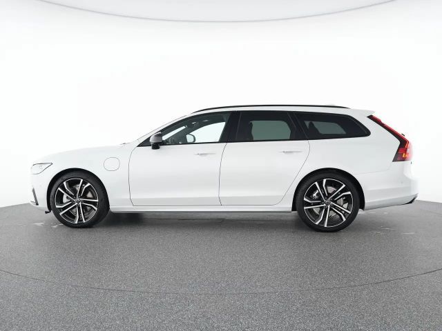 Volvo V90 AWD Dark Plus T8