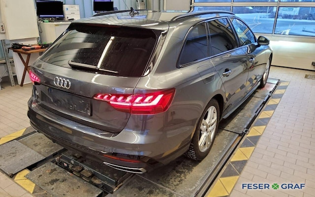 Audi A4 40 TFSI Avant S-Tronic