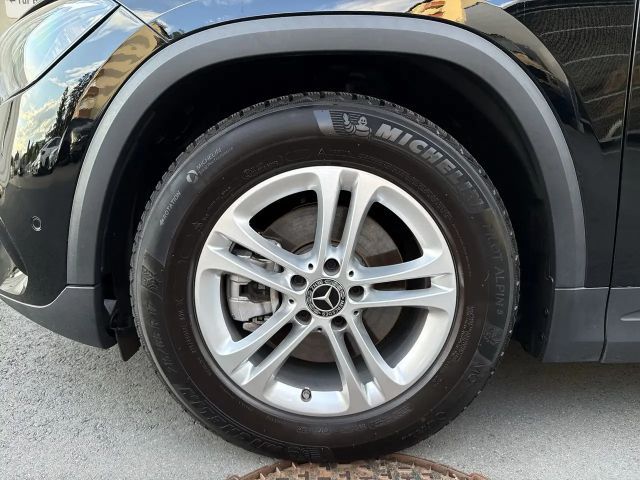 Mercedes-Benz GLA 200 PTS Cam Navi Wide LED SHZ EASY-PACK