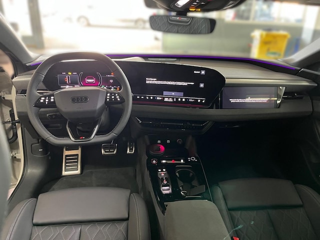 Audi A6 e-tron Avant Quattro