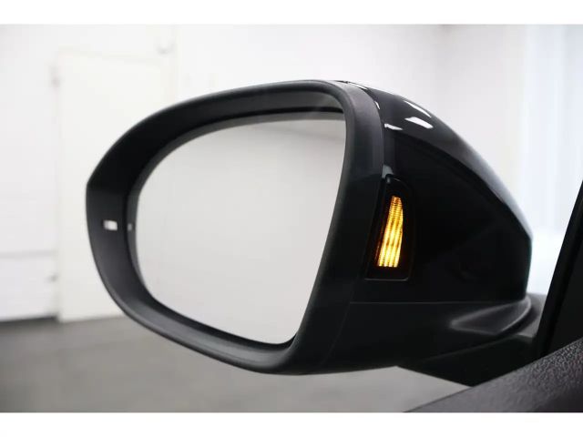 Volkswagen Taigo 1.0 TSI DSG Style