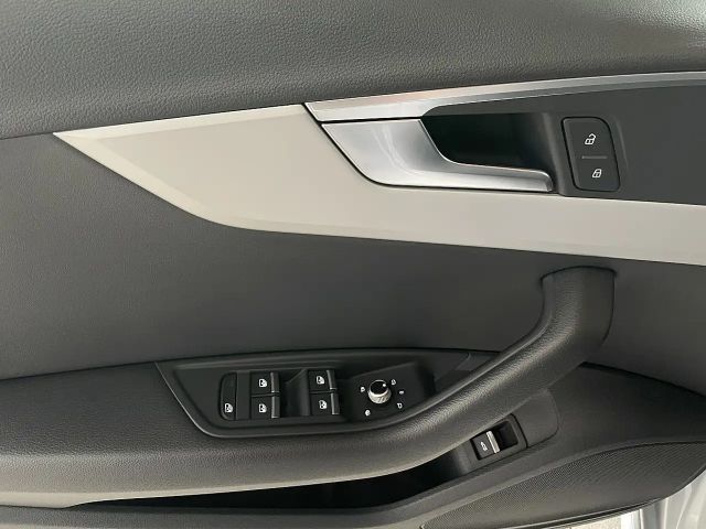 Audi A4 Avant S-Tronic