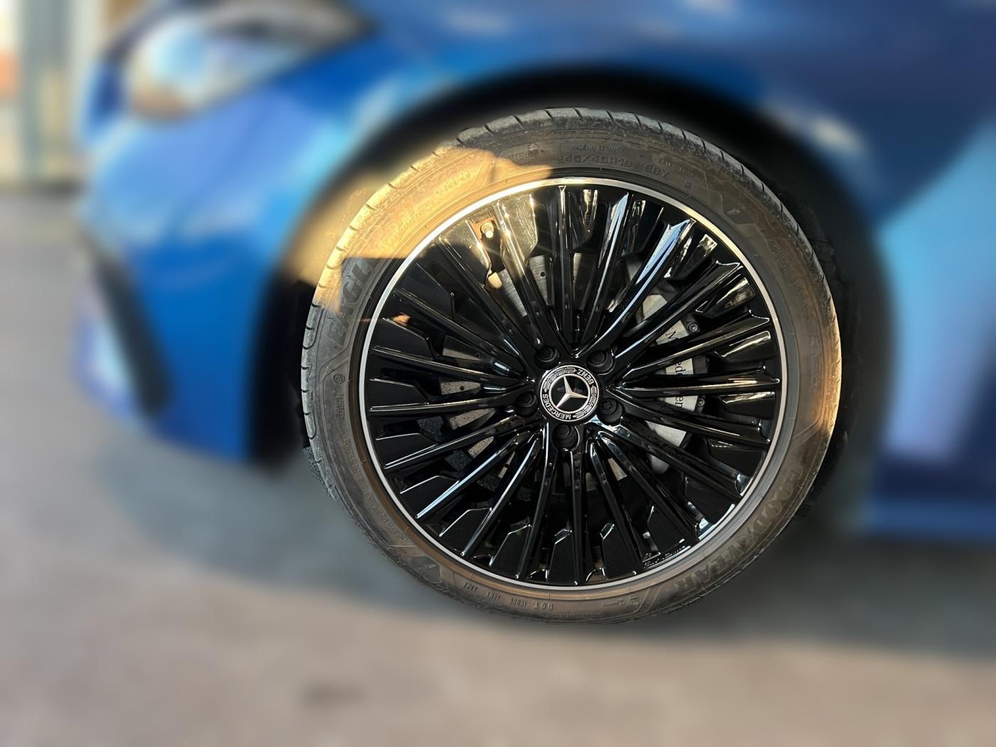 Mercedes-Benz CLE 300 4MATIC AMG Line Coupé