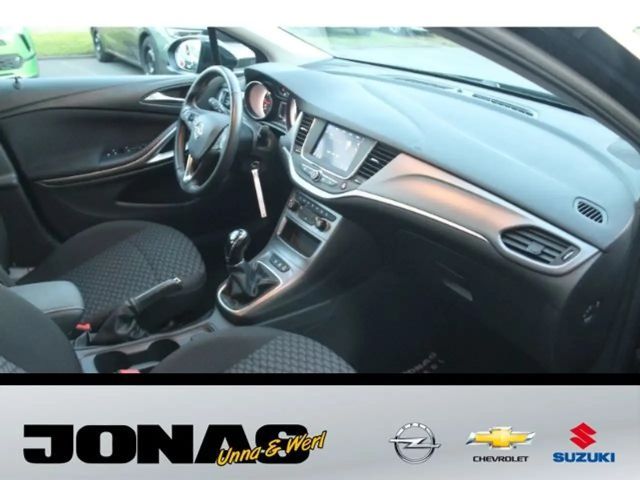 Opel Astra 1.2 Turbo Edition