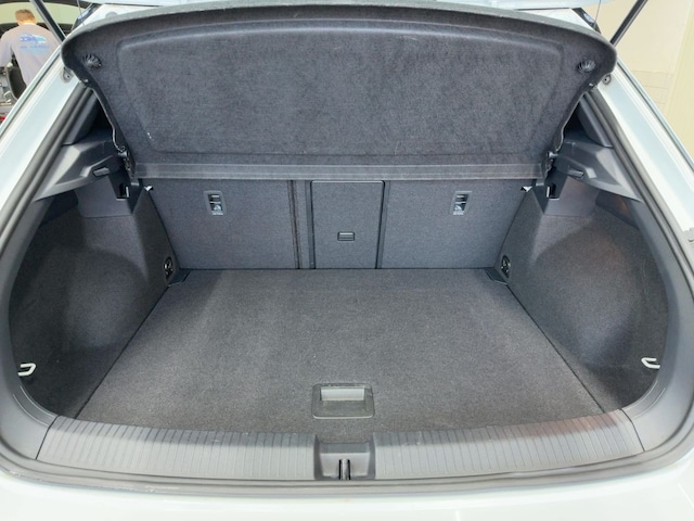 Volkswagen T-Roc 1.5 TSI DSG R-Line