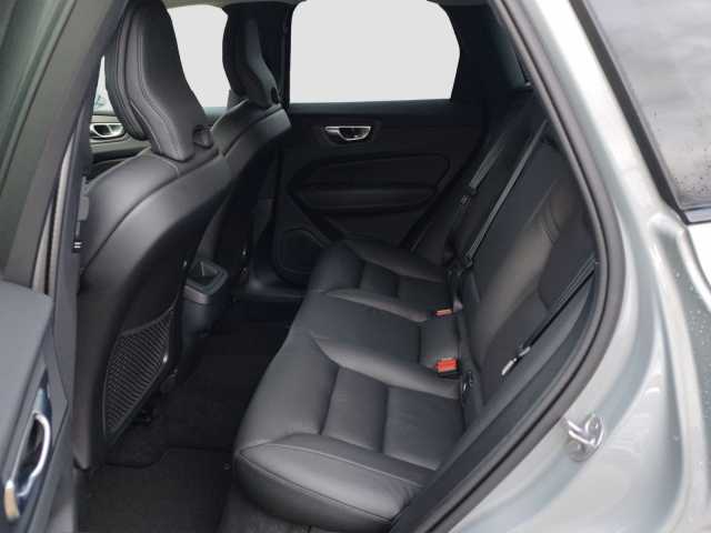 Volvo XC60 AWD Dark Plus