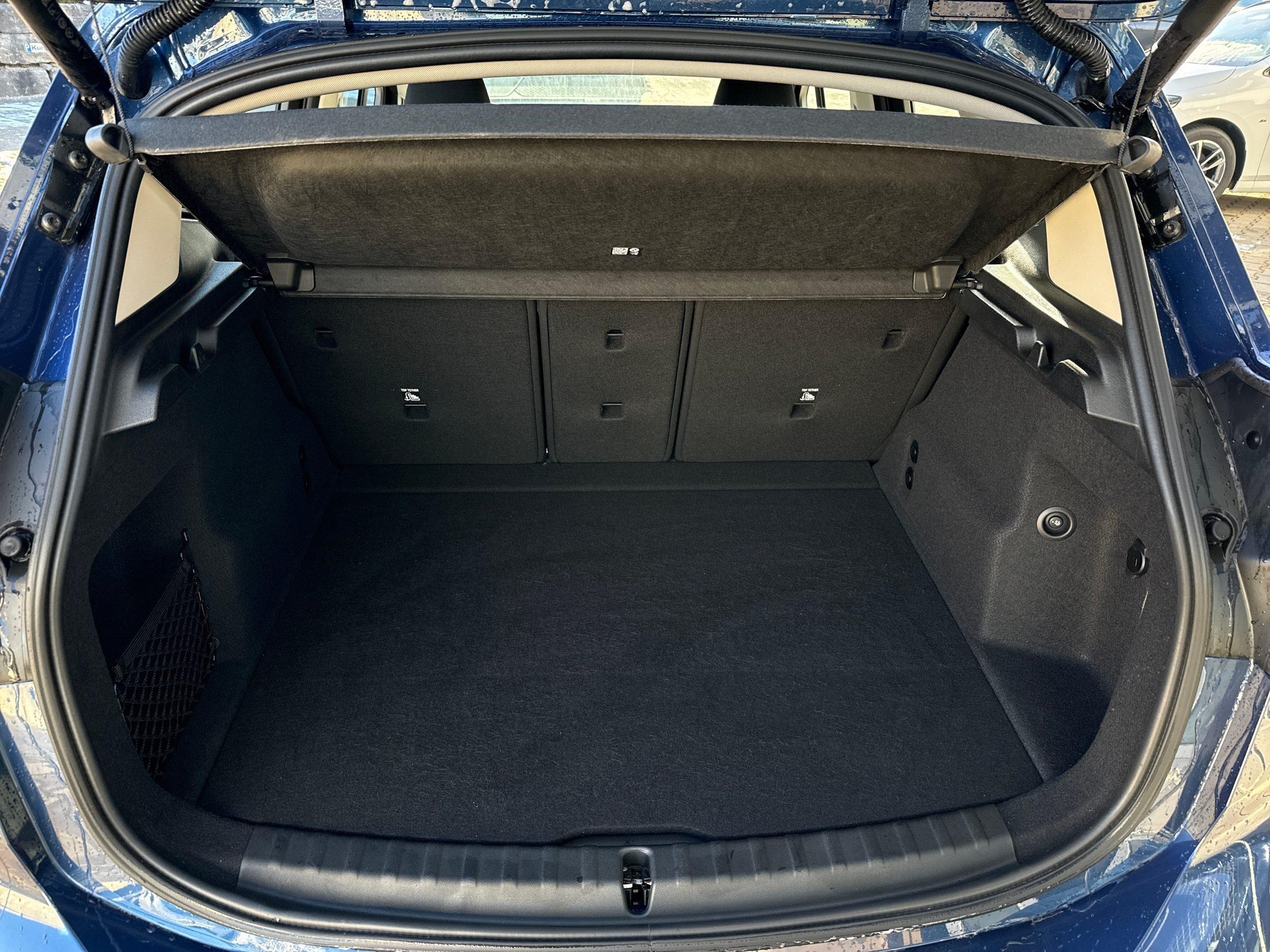 BMW 220 220i Active Tourer