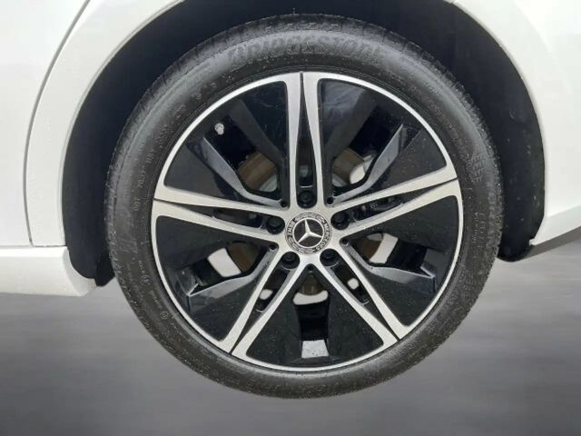 Mercedes-Benz B 220 4MATIC Progressive Sedan