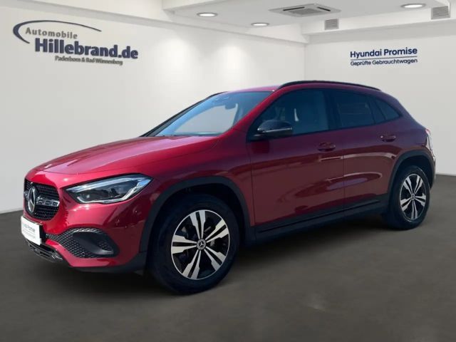 Mercedes-Benz GLA 220 GLA 220 d