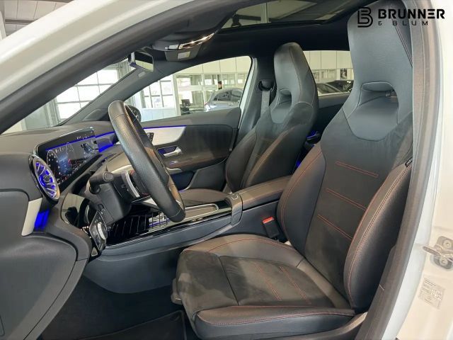 Mercedes-Benz A 220 4MATIC AMG Line