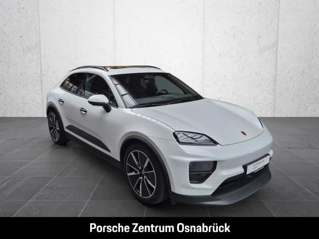 Porsche Macan 4