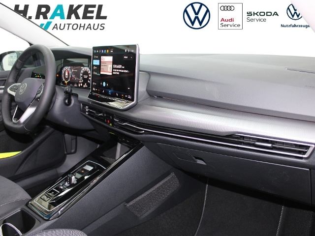 Volkswagen Golf 1.5 eTSI DSG Variant