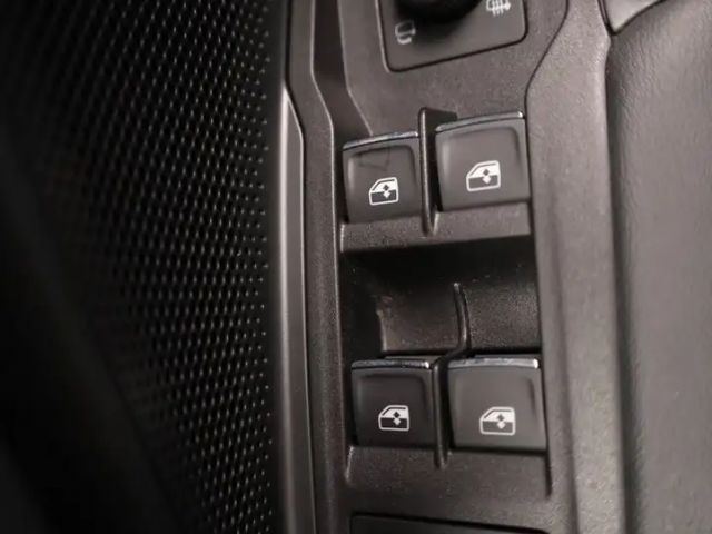 Volkswagen Tiguan 1.5 eTSI Elegance Elegance