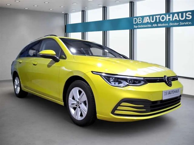 Volkswagen Golf 1.5 eTSI DSG Life