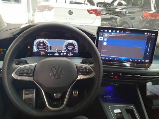 Volkswagen Golf 1.5 TSI Golf VIII