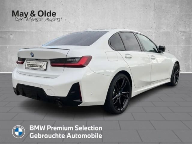 BMW 330 330i M-Sport Sedan xDrive