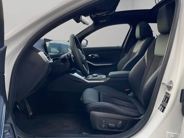 BMW 330 330i M-Sport Sedan