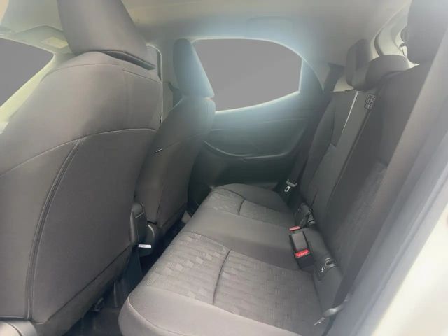 Toyota Yaris Business Hybride