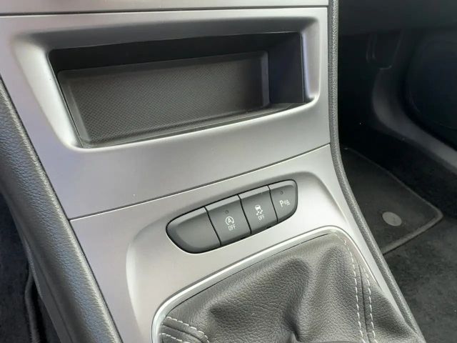 Opel Astra 1.2 Turbo Edition Turbo