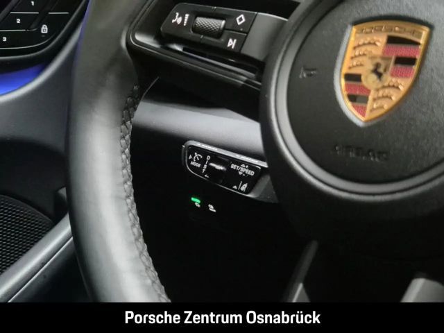Porsche Macan 4