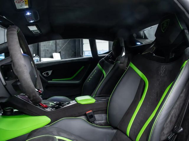 Lamborghini Huracan n Tecnica Carbon front & rear bonnet + Alcantara